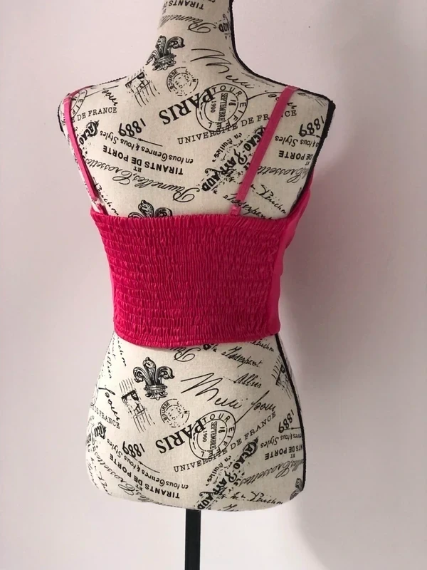 🌸 Satin Fuchsia Strappy Top - Estimated Size S/M - Very Good Condition – photo 6